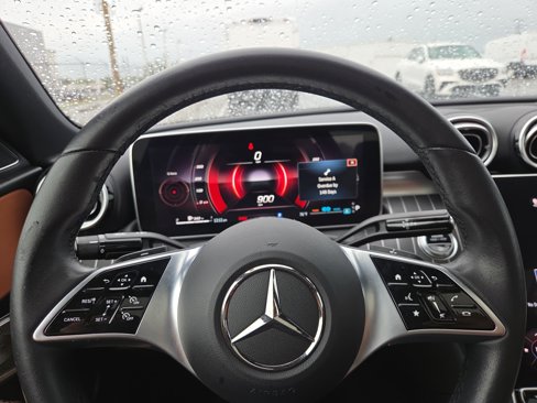 Used 2022 Mercedes-Benz C 300 Sedan image 10