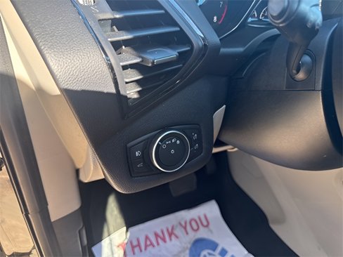 Used 2019 Ford Escape Titanium image 15