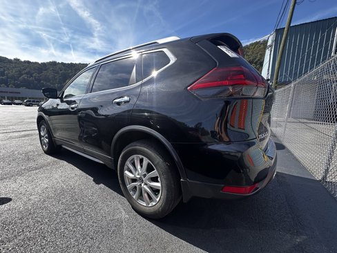 Used 2019 Nissan Rogue S w/ Special Edition Package image 4