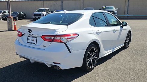 Used 2020 Toyota Camry SE image 8
