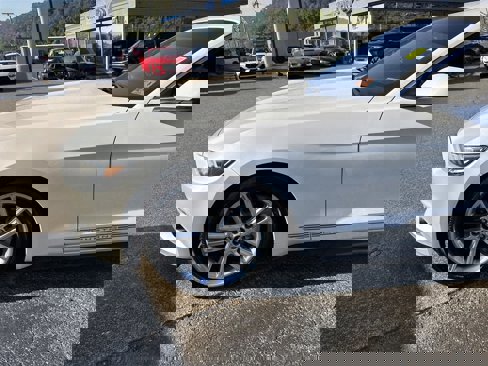 Used 2017 Ford Mustang Premium w/ Equipment Group 201A image 9