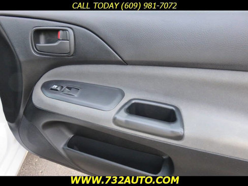 Used 2004 Mitsubishi Lancer LS image 31
