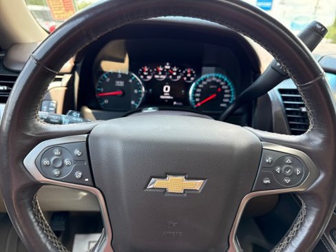 Used 2017 Chevrolet Suburban Premier image 32