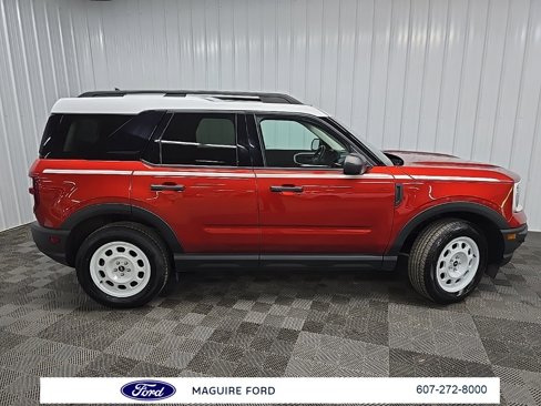 Used 2023 Ford Bronco Sport Heritage w/ Heritage Convenience Package image 2
