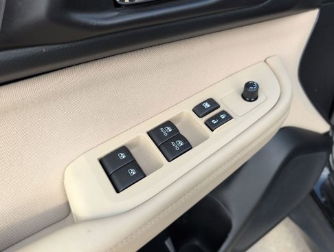 Used 2019 Subaru Outback 2.5i Premium image 15