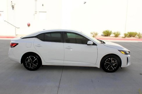 Used 2024 Nissan Sentra SV image 4