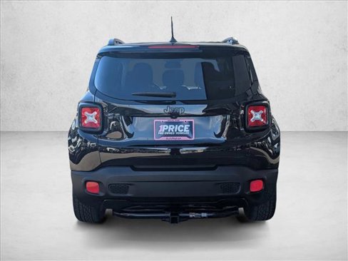 Used 2017 Jeep Renegade Altitude image 6