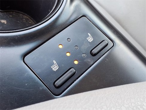 Used 2018 Toyota Camry SE image 39