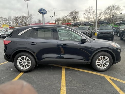 Used 2021 Ford Escape SE w/ Convenience Package image 9