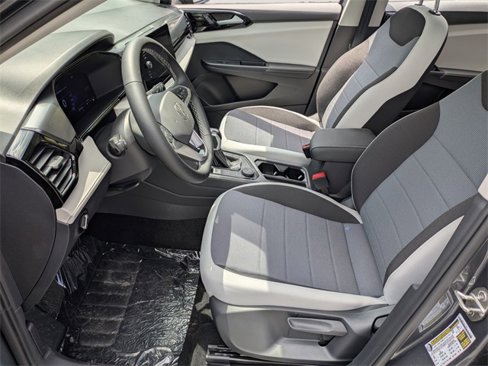 New 2025 Volkswagen Taos S image 10