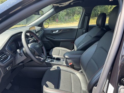 New 2025 Ford Escape ST-Line image 10