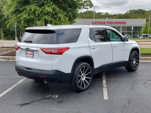 Used 2021 Chevrolet Traverse LS image 9