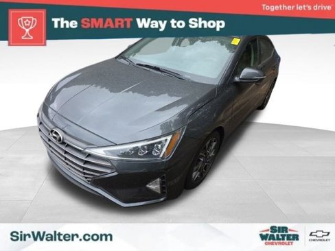 Used 2020 Hyundai Elantra Limited w/ Cargo Package (C1) image 1