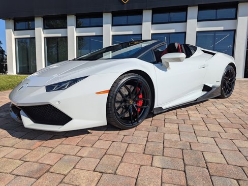 Used 2017 Lamborghini Huracan LP 610-4 image 8