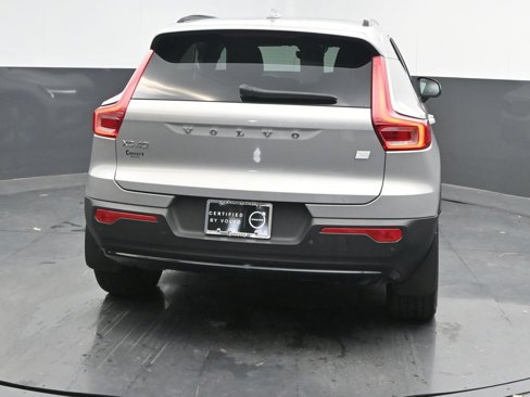 Certified 2023 Volvo XC40 Recharge Ultimate image 6