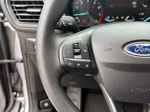 Used 2021 Ford Escape SE image 31