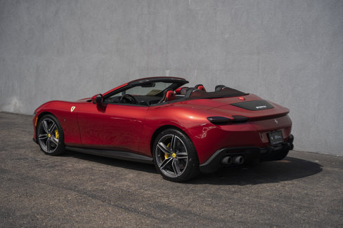 Used 2024 Ferrari Roma Spider image 4