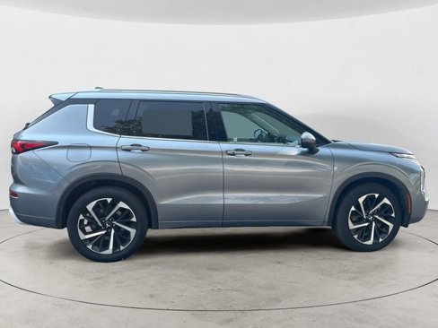 Used 2022 Mitsubishi Outlander SEL image 6