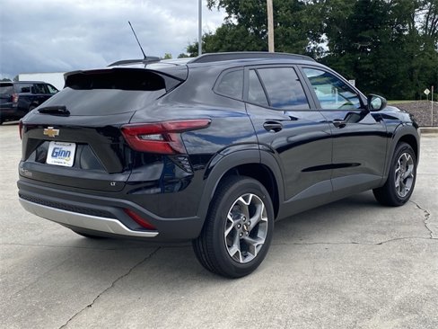 New 2025 Chevrolet Trax LT w/ Driver Confidence Package image 5