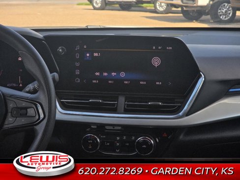 Used 2024 Chevrolet Trax LT image 13