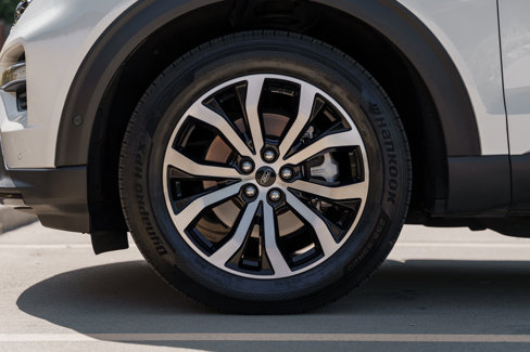 Used 2020 Ford Explorer ST w/ Premium Technology Package image 30