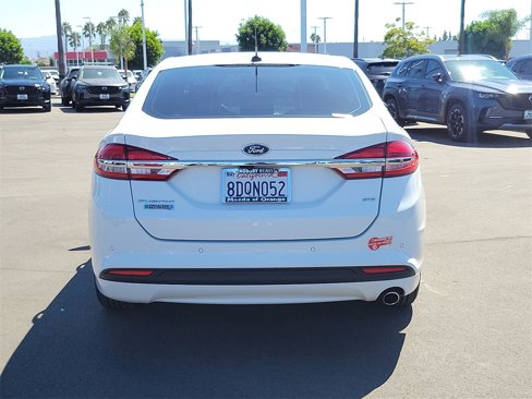 Used 2018 Ford Fusion Energi SE image 19