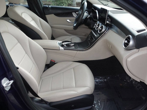 Used 2015 Mercedes-Benz C 300 Sedan image 8