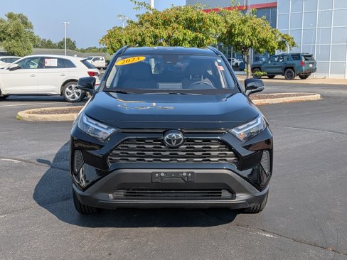 Used 2023 Toyota RAV4 XLE image 2