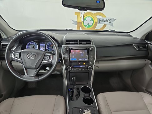 Used 2017 Toyota Camry XLE image 13