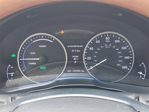 Used 2015 Lexus ES 300h w/ Navigation System Package image 18