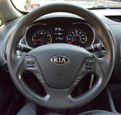Used 2017 Kia Forte LX image 14