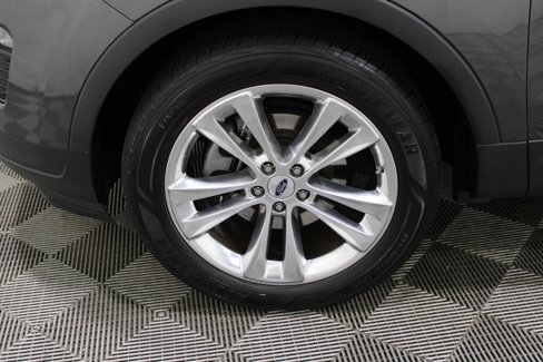 Used 2019 Ford Explorer XLT w/ Equipment Group 202A image 41