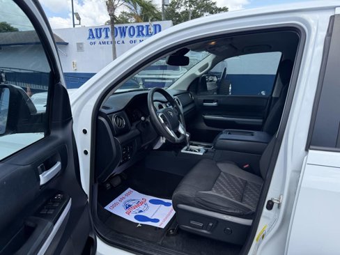Used 2018 Toyota Tundra SR5 image 11