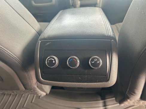 Used 2015 Chevrolet Traverse LS image 6