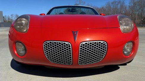 Used 2009 Pontiac Solstice Convertible w/ Preferred Package image 6