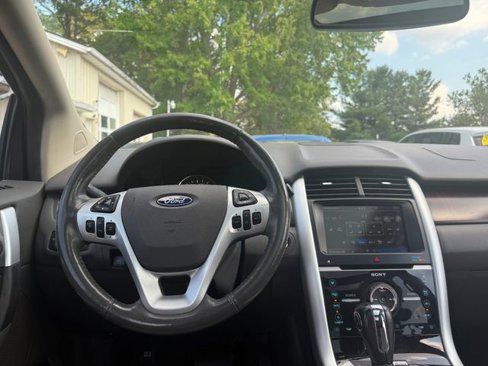 Used 2013 Ford Edge Limited image 9