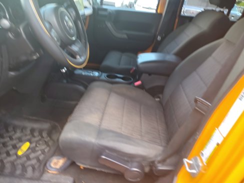 Used 2012 Jeep Wrangler Unlimited Sport image 8