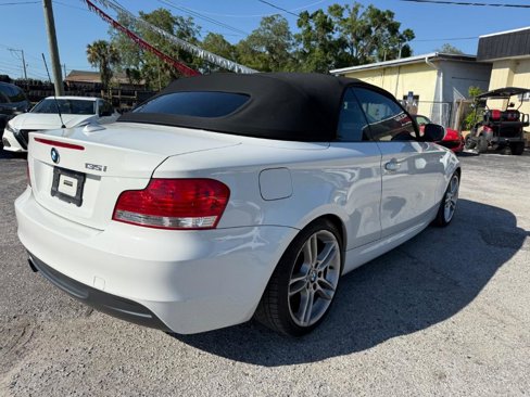 Used 2010 BMW 135i Convertible image 5