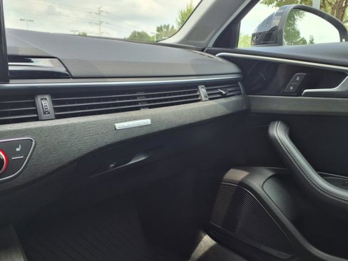 Used 2022 Audi A4 2.0T Premium Plus w/ Premium Plus Package image 26