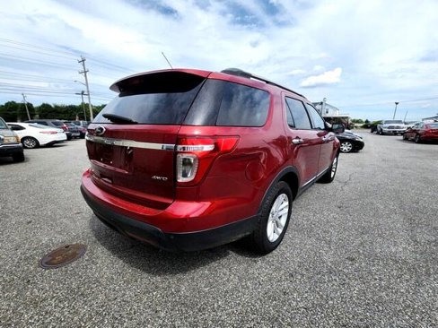 Used 2014 Ford Explorer XLT image 7