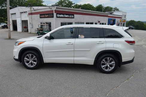 Used 2015 Toyota Highlander XLE image 2