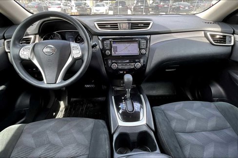Used 2016 Nissan Rogue SV w/ SV Premium Package image 13