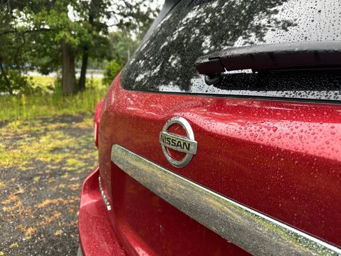 Used 2017 Nissan Pathfinder SL image 10