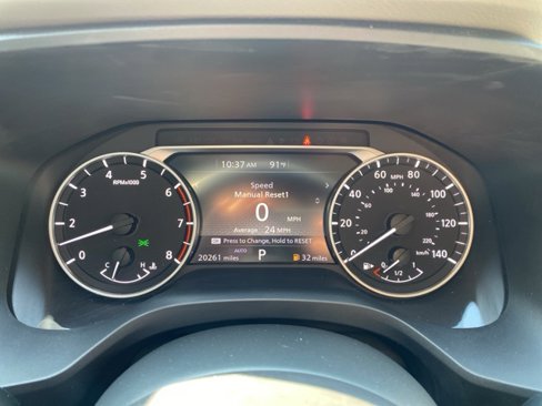 Used 2023 Nissan Rogue SL image 7