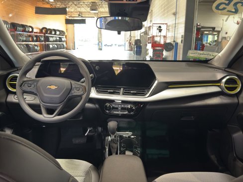 New 2025 Chevrolet Trax LT image 13