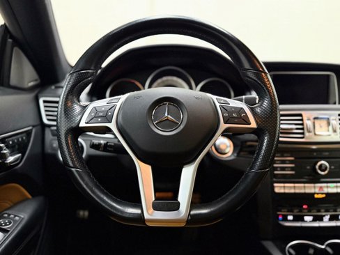 Used 2017 Mercedes-Benz E 400 Coupe image 18