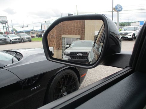 Used 2023 Ford Explorer Limited image 18