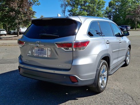 Used 2014 Toyota Highlander Limited image 10