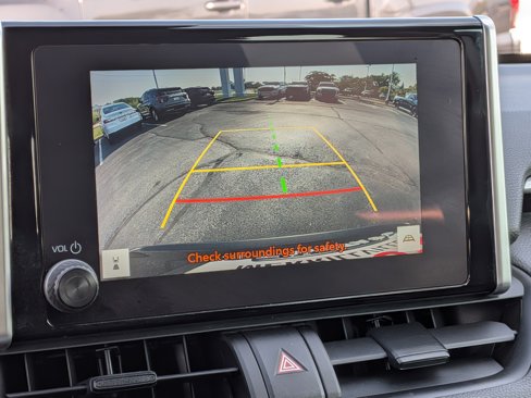 Used 2023 Toyota RAV4 XLE image 33