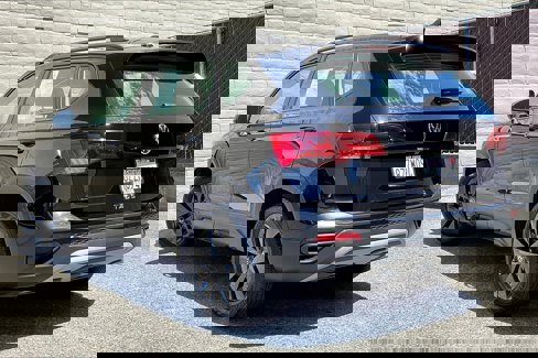 Certified 2022 Volkswagen Taos S w/ IQ Drive S Package image 10
